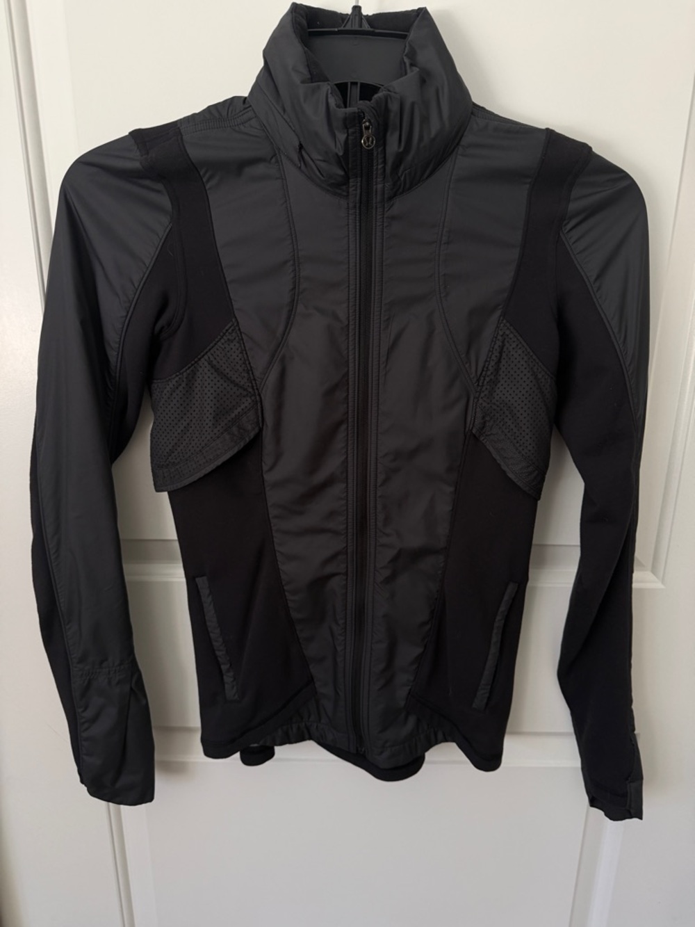 Lululemon Kanto Catch Me Run Jacket